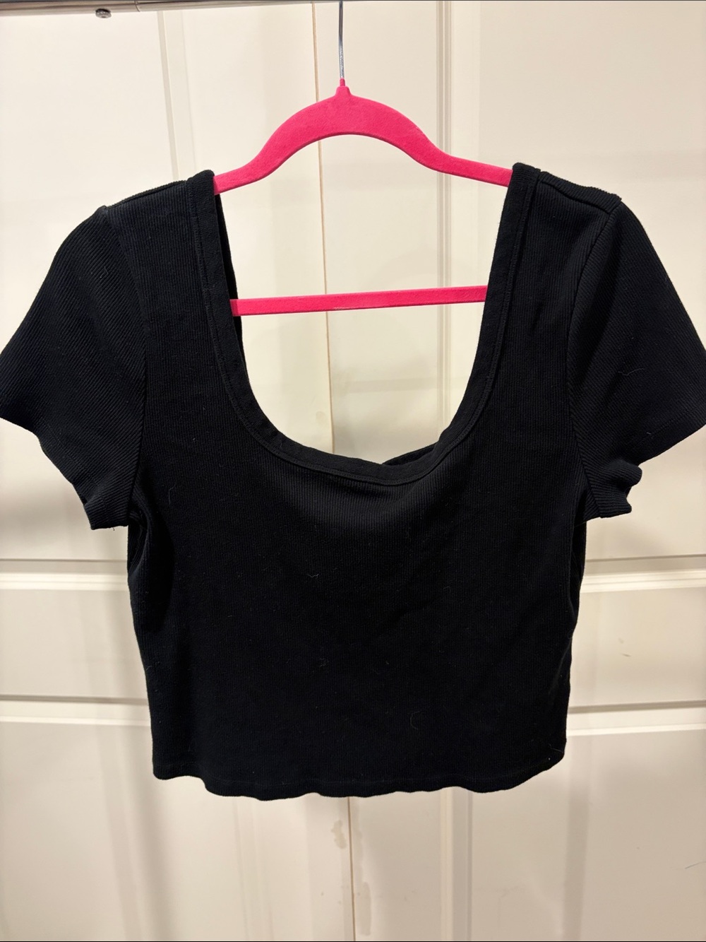 Universal Thread Black Ribbed Scoop Neck Crop Top